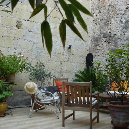 Chambres D'Hotes De Fleurus Pezenas Exterior photo